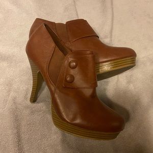 Fioni brown high heal bootie